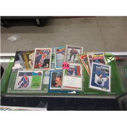 12 Early Wayne Gretzky Hockey Cards