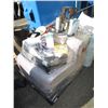 Image 1 : Skid of Assorted Household Goods