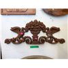 Image 1 : Vintage Rustic Cast Iron Architecture Decor Hanging