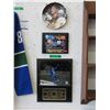Image 1 : 3 Vancouver Canucks Memorabilia