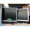 Image 1 : Five 19" Monitors