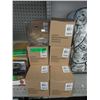 Image 1 : 14 New Square Glass Vases