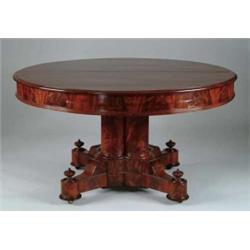 OUTSTANDING MAHOGANY ROUND BANQUET TABLE.