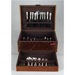 126-PIECE CASED STERLING FLATWARE SET BY SCHOFIELD IN THE “BALTIMORE ROSE” PATTERN.