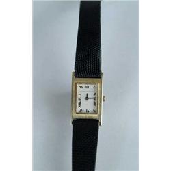 14K YELLOW GOLD WRISTWATCH BY GIRARD-PERREGAUX.