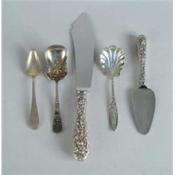 LOT OF 20 PIECES OF FLATWARE.