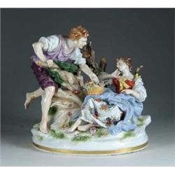 FINE PORCELAIN GROUP FIGURE.