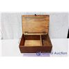 Image 3 : Wooden "Hill Top Service" Box