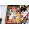 Image 2 : Box of Misc Vintage Hardware