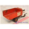 Image 2 : Structo Key Wind and Working Lever Action Dump Truck