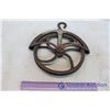 Image 2 : Cast Iron Well Pulley #10