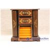 Image 4 : Vintage Musical Jewelry Box - Vertical