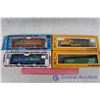 Image 3 : H/O Scale Model Railroad Engine/Cars and Accessories