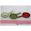 Image 2 : (3) Miniature Frying Pan Ashtrays