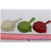 Image 3 : (3) Miniature Frying Pan Ashtrays
