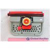 Image 2 : Vintage Kids Toy Typewriter