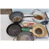 Image 3 : Box of Assorted Enamelware Pots, Pans, & Ladles (13 pieces) with Rubbermaid