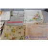Image 4 : Assorted Clean Linens and 12L Blue Tote with Lid