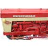 Image 2 : International 660 Model Tractor