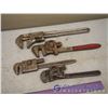 Image 2 : Lot Of Pipe Wrenches
