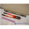 Image 1 : Aluminum Level And Bolt Cutter