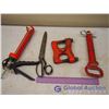 Image 2 : Rivet Tool, Hitch Pin, Shears, Caulking Gun