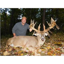 Trophy Whitetail Hunt for 2 Hunters with Briarwood Whitetails in Bellefontaine, Ohio