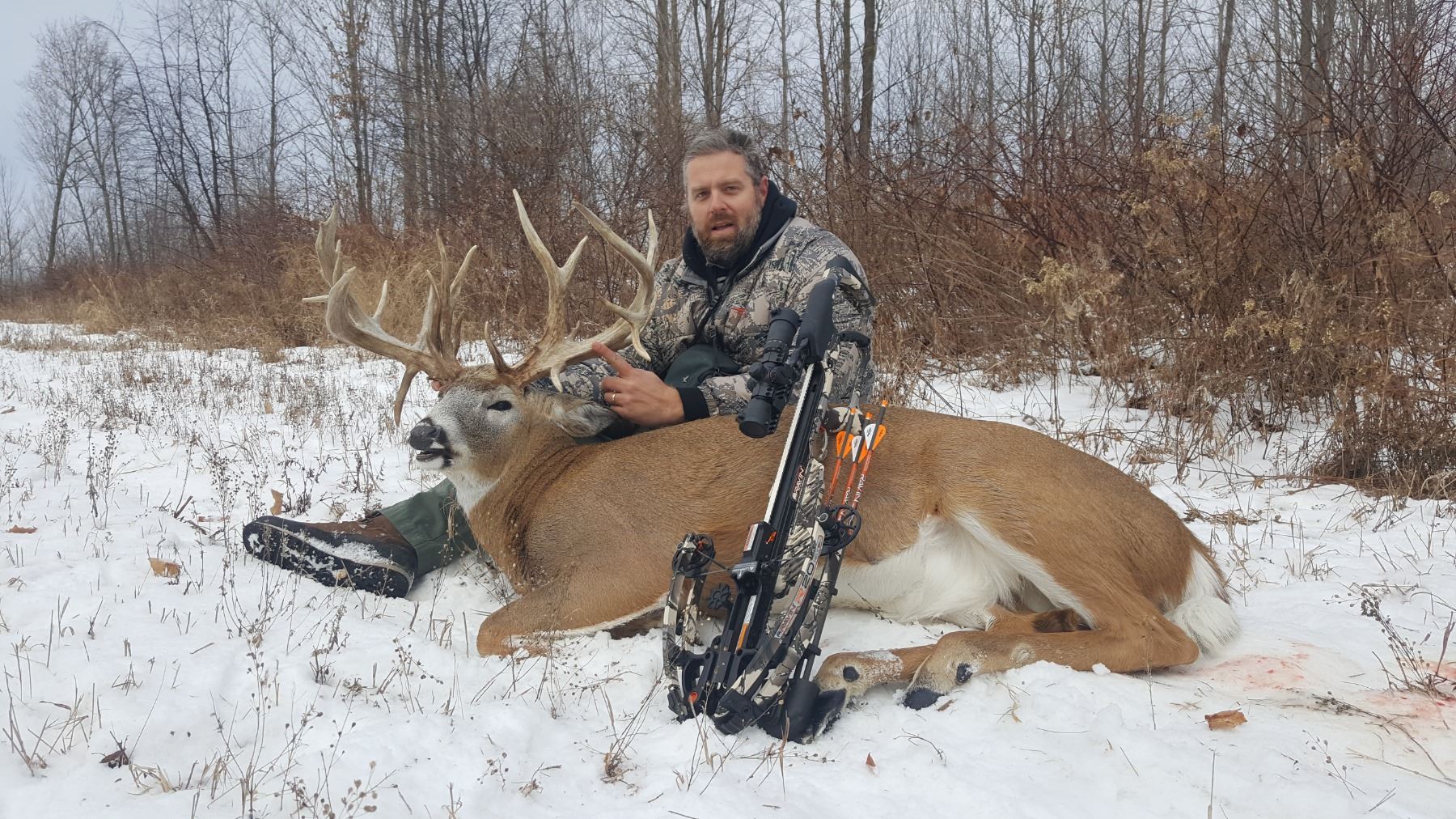 Wisconsin Trophy Whitetail Deer Hunt for 1 Hunter & 1 Observer