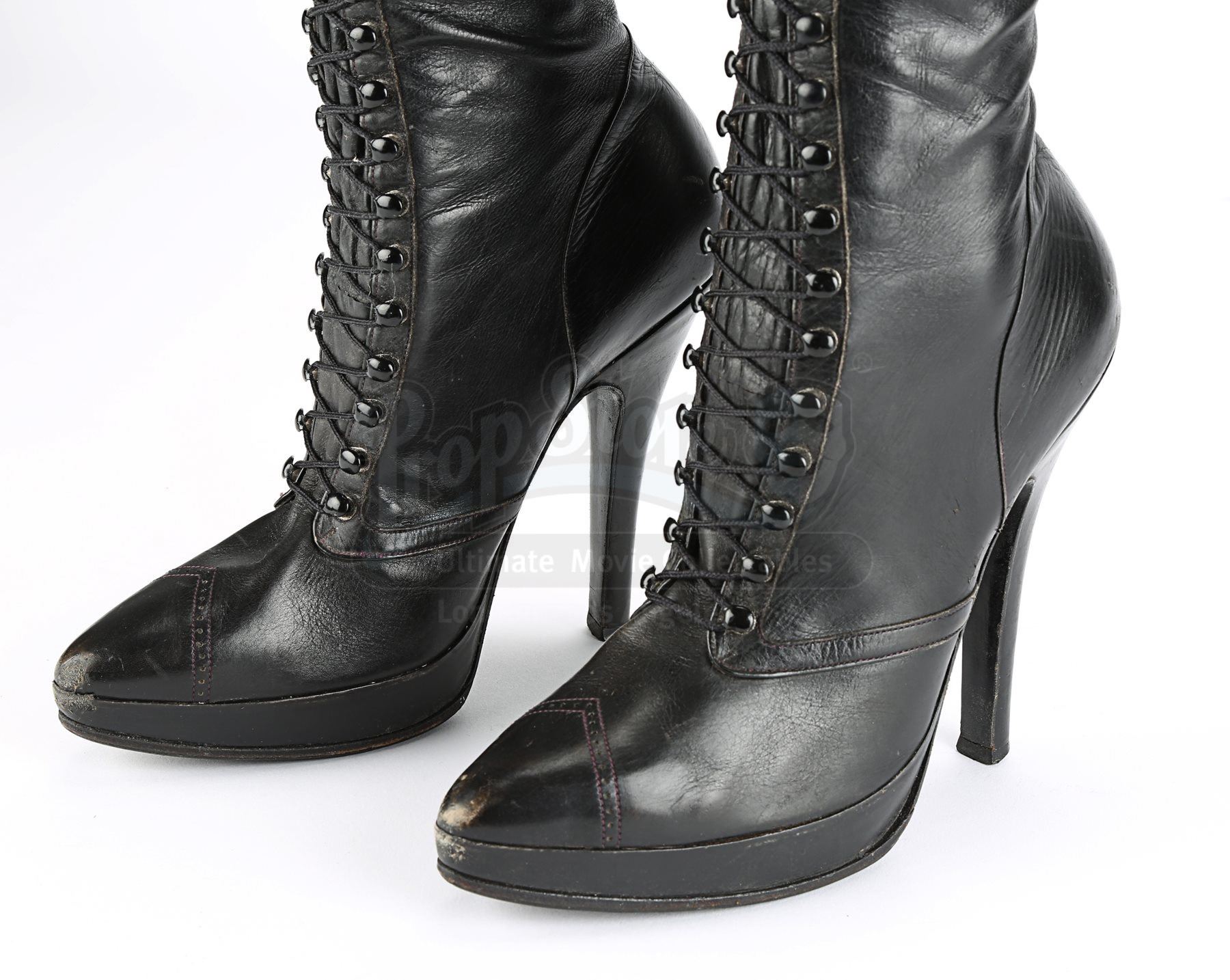 BATMAN RETURNS (1992) Catwoman's (Michelle Pfeiffer) Boots