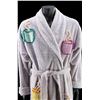 Image 7 : FIGHT CLUB (1999) - Tyler Durden's (Brad Pitt) Robe