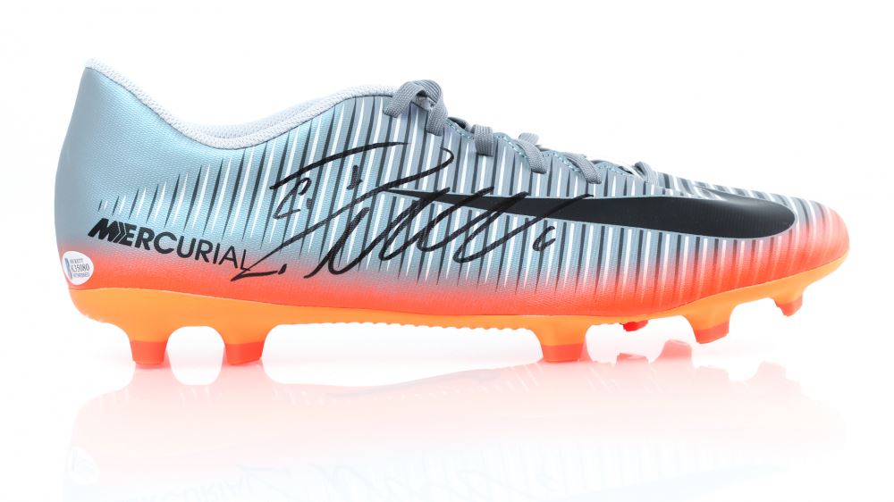 cristiano ronaldo soccer cleats