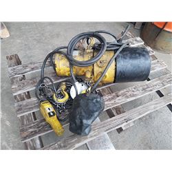 Vulcain Hoist 1/4 ton 550v (tested)