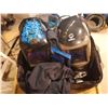 Image 1 : Suit Case with contain