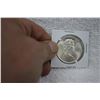 Image 2 : Canada Dollar Coin