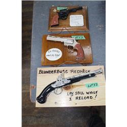 3 Plastic Pistol Plaques