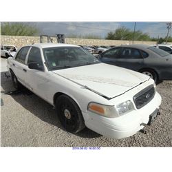 2011 - FORD CROWN VICTORIA // TEXAS TITLE