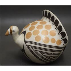 ACOMA INDIAN POTTERY TURKEY ( LOWDEN)