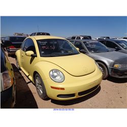 2008 - VOLKSWAGEN NEW BEETLE