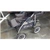 Image 2 : QUINNY STROLLER