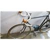 Image 3 : MIKADO CYCLETOWN 21 SPEED BIKE