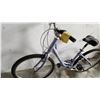 Image 3 : MAUVE GIANT BIKE