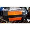 Image 2 : MOTOMASTER ELIMINATOR POWER BOX POWER PACK W/ INVERTER AND MANUAL