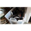 Image 1 : TOTE OF ELECTRONICS