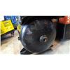 Image 9 : BLACK 30 GALLON12HP TRUCK MOUNT AIR COMPRESSOR WORKING