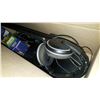 Image 2 : BOX OF ELECTRONICS