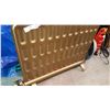Image 2 : 3FT X 2FT OIL HEATER