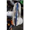 Image 2 : WHITE FLOOR FAN