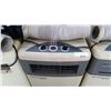 Image 1 : 9,000 BTU AIR CONDITIONER, WITH HOSE