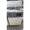 Image 2 : 9,000 BTU AIR CONDITIONER, WITH HOSE