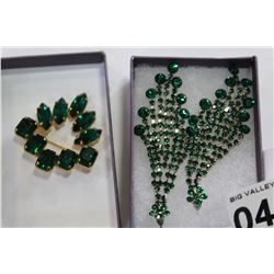 VINTAGE GREEN RHINESTONE PIN AND EARRINGS